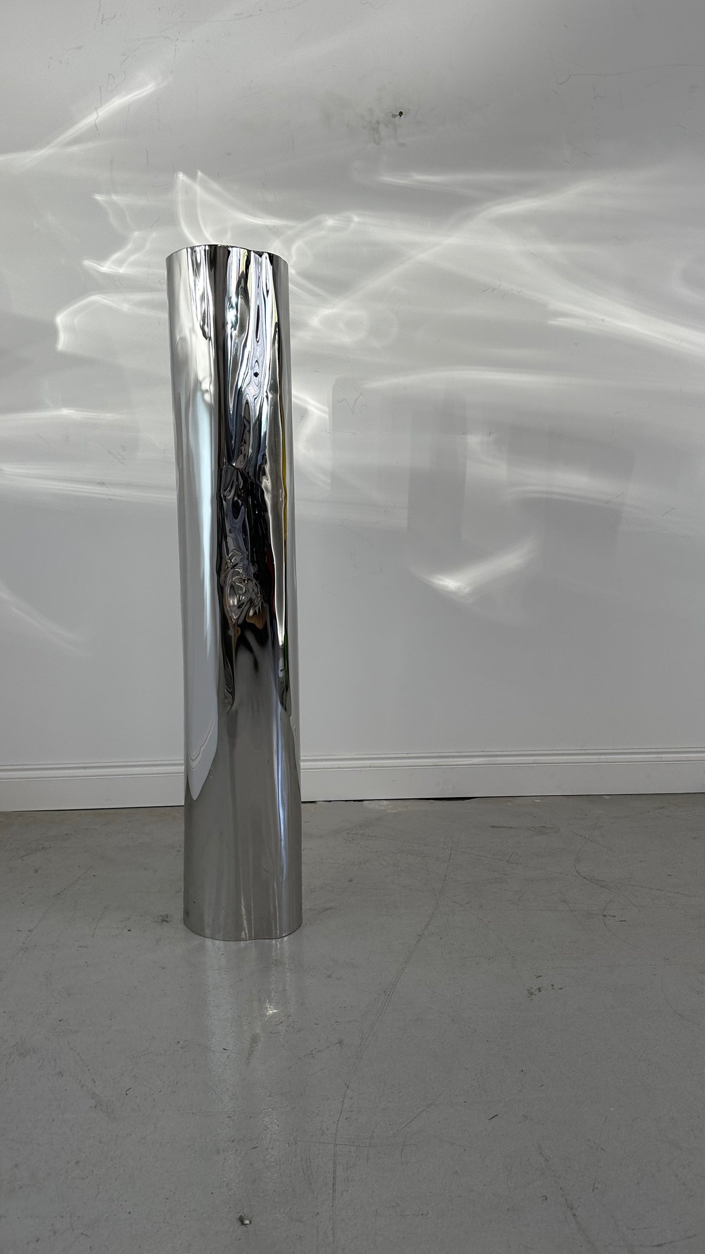 STAND ALONE LUCID SCULPTURE