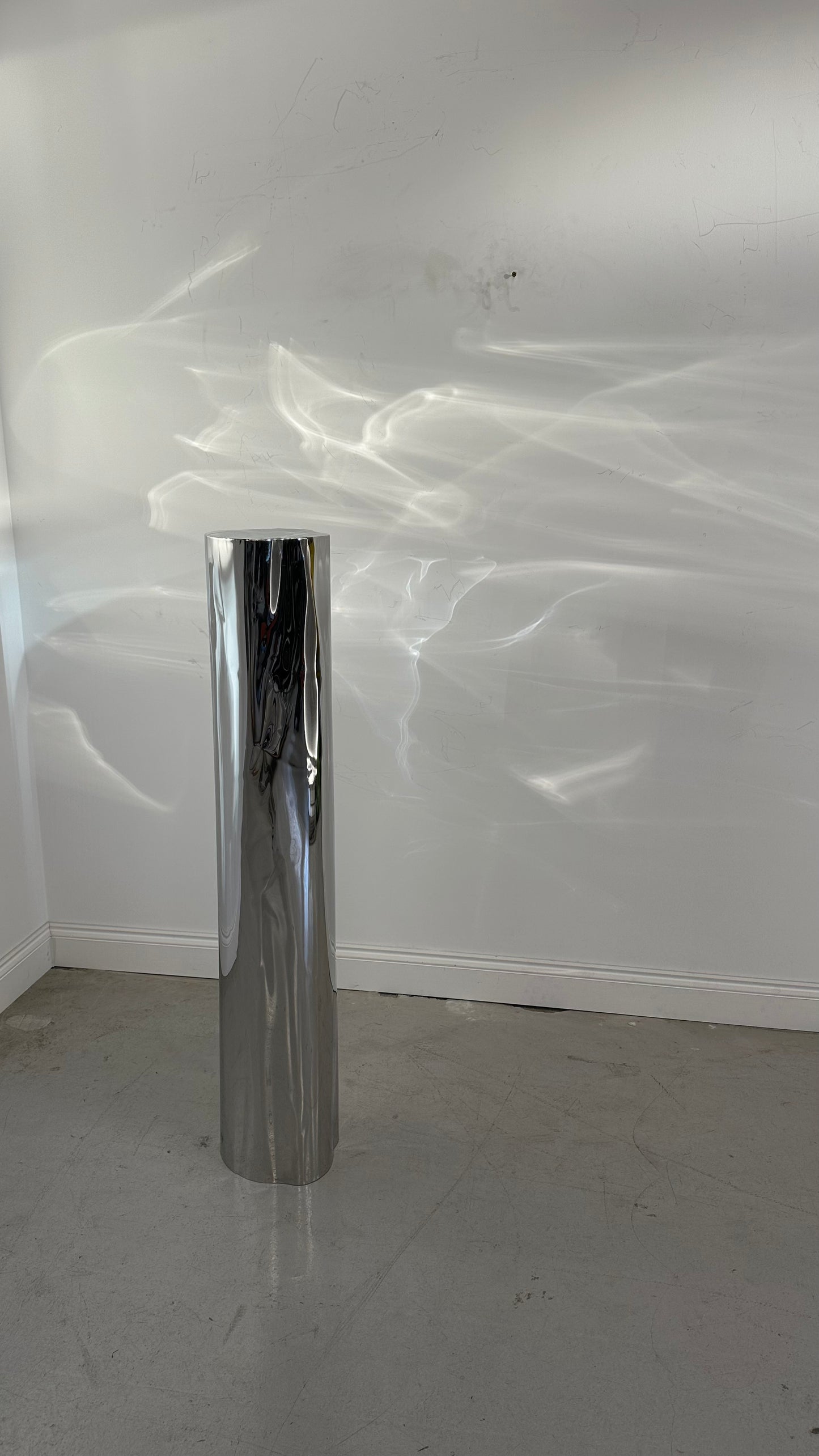 STAND ALONE LUCID SCULPTURE