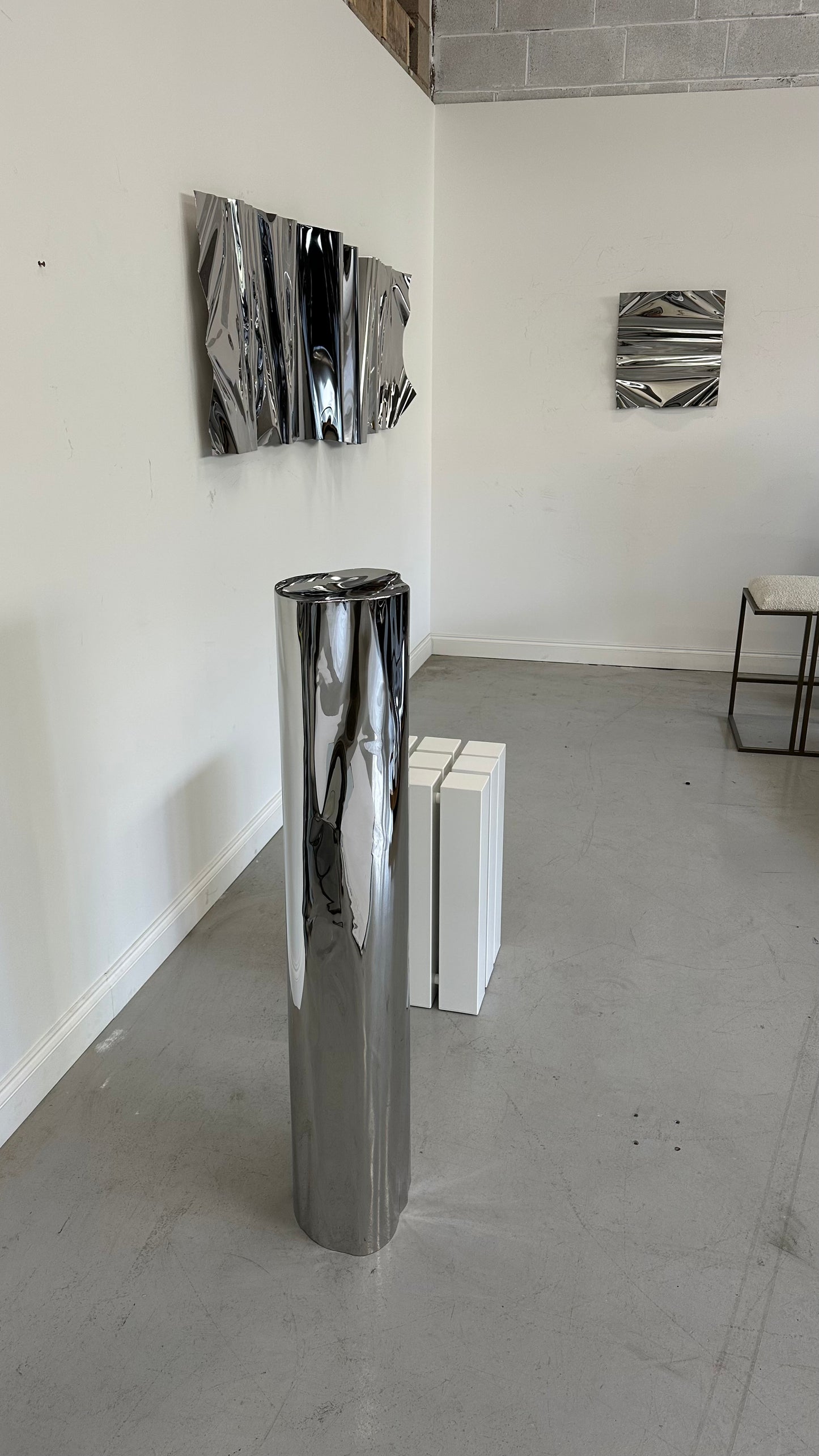 STAND ALONE LUCID SCULPTURE