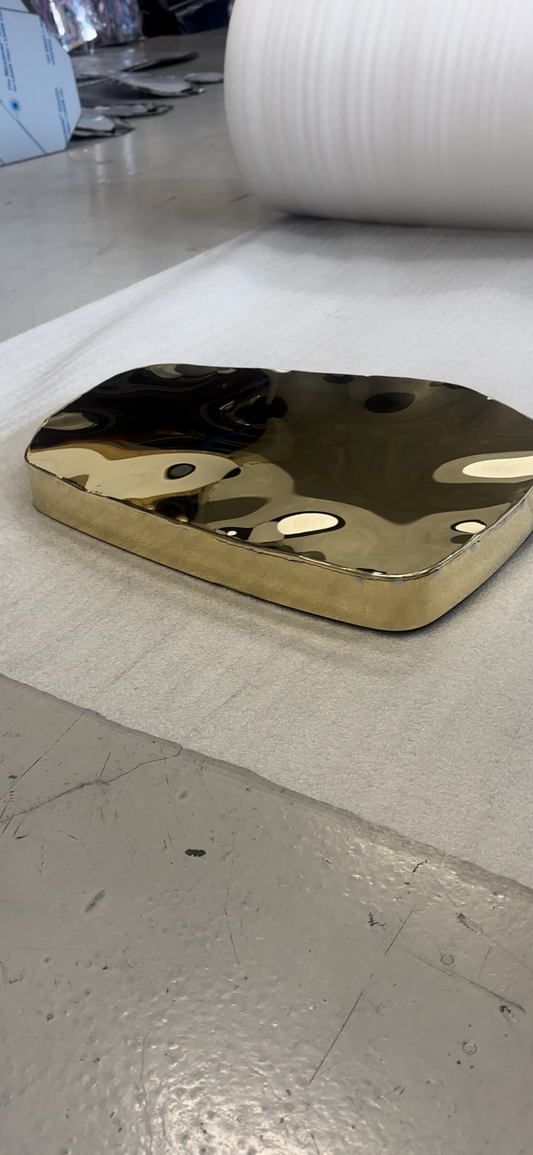 Brass splash mirror