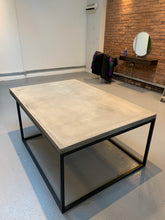 Load image into Gallery viewer, Concrete centre table